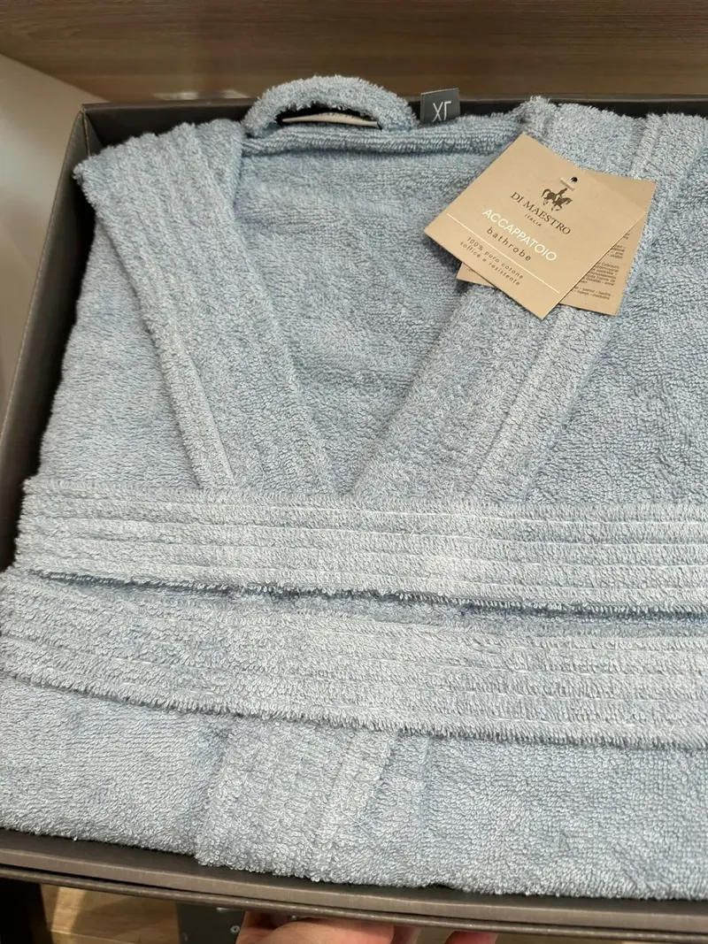 Accappatoio in spugna azzurro in box taglia xl | Rohome