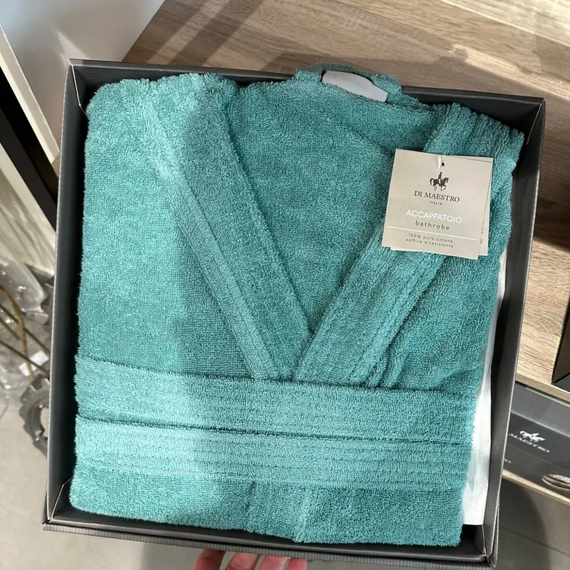 Accappatoio in spugna malva in box taglia l | Rohome