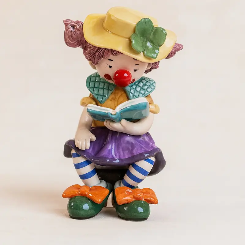 Arthesiana Clown con Libro Ceramica Dipinta a Mano 17x10x12 cm f