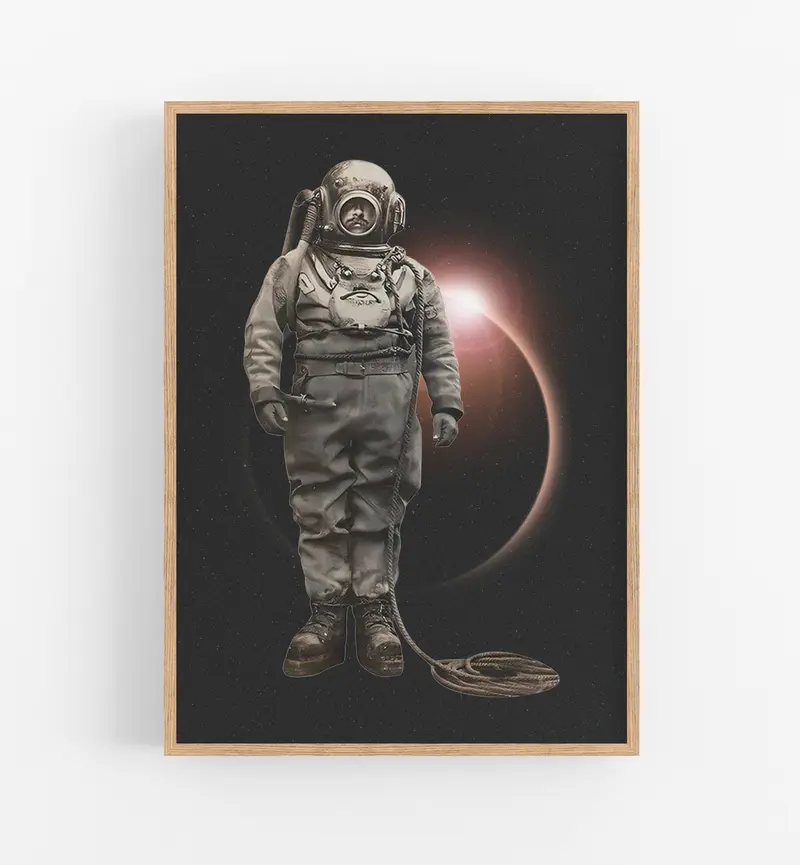 Astronaut Ocean Cut