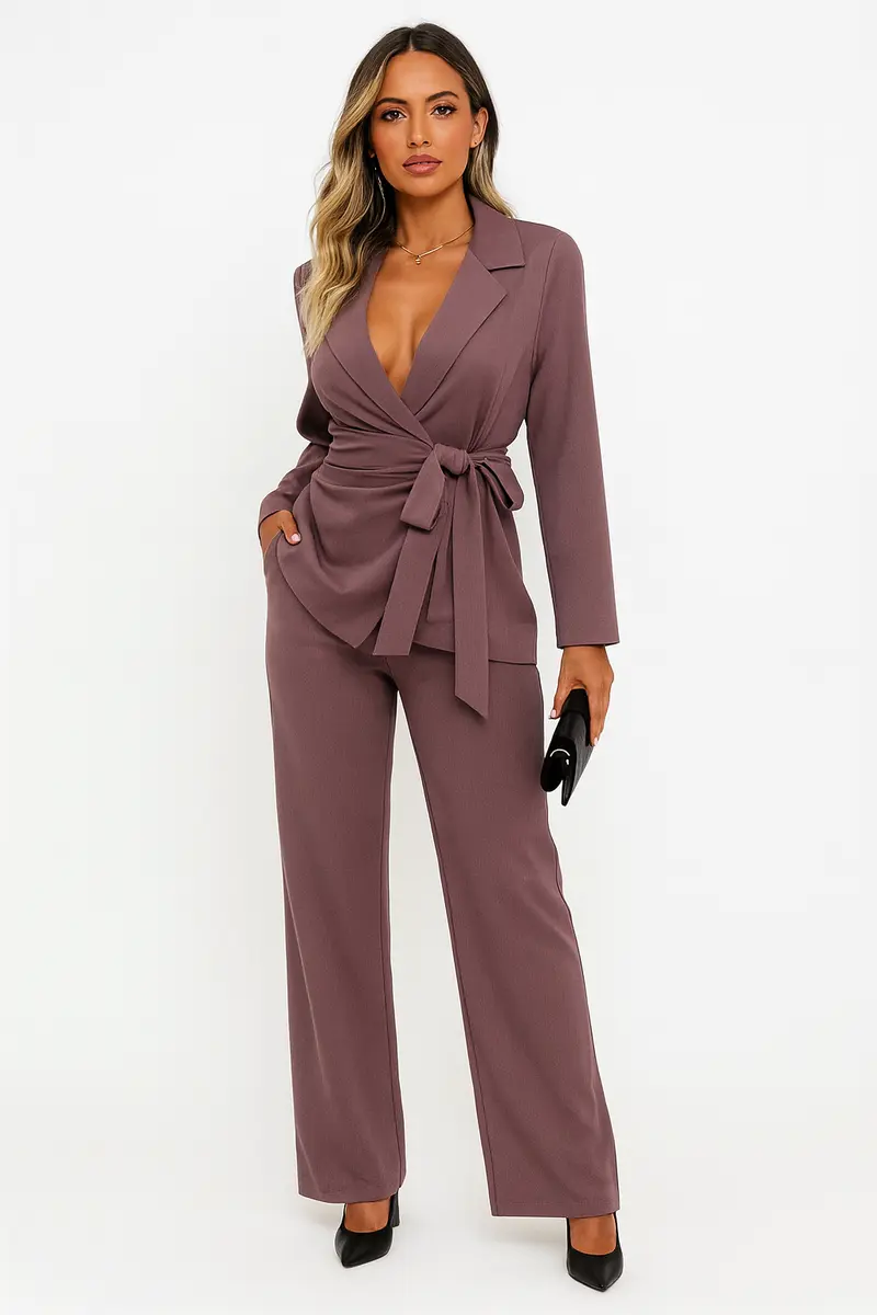 Completo Elegante a Due Pezzi – Blazer Incrociato con Pantalone a Gamba Larga