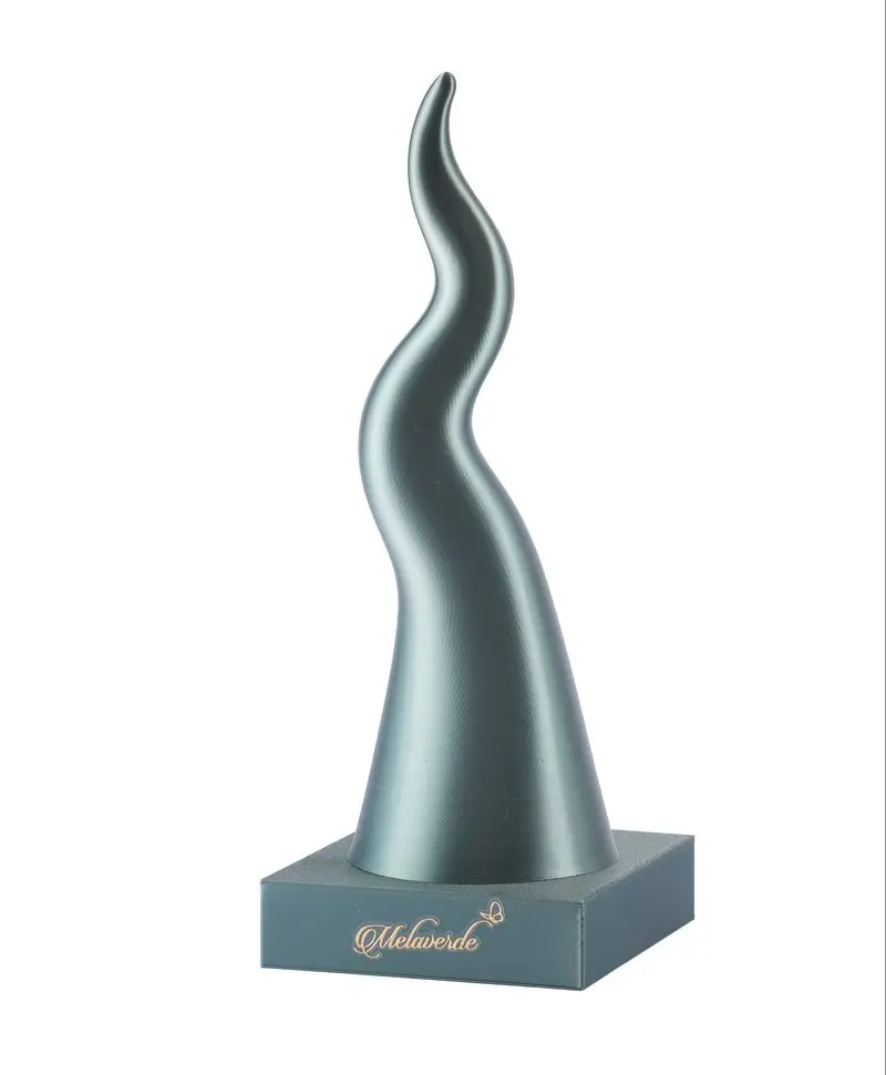 Corno portafortuna in PLA h.28cm con base salvia | Rohome