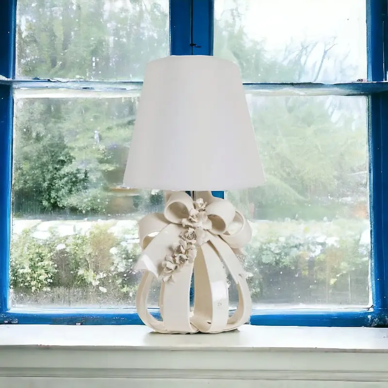 Gli Alberelli Lampada Sfera Bianca Rose Capodimonte 25x48 cm