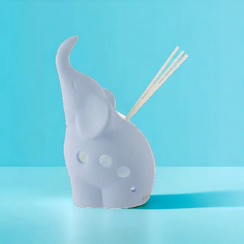 Ilary Queen Elefante Gres LED Diffusore Celeste H 17x6 cm