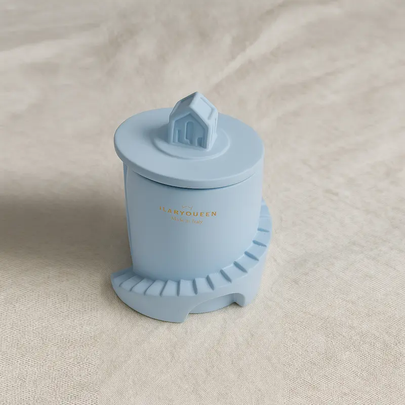 Ilary Queen Faro Candela Colorata Profumata Ø12 cm  Azzurro Polvere