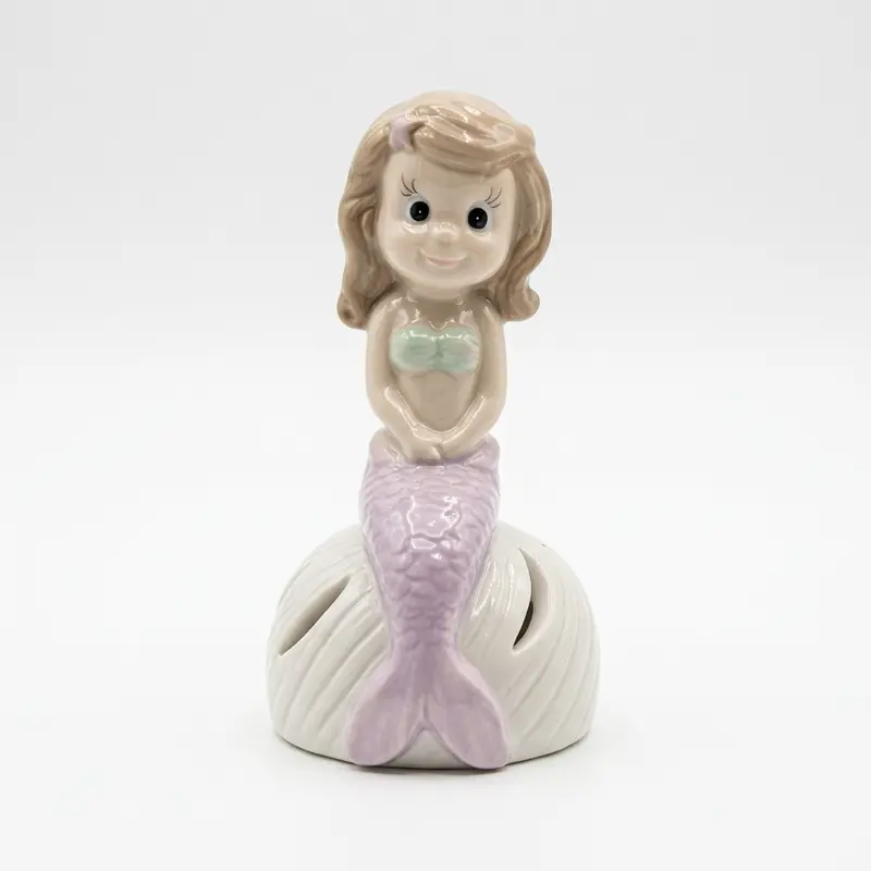 Ilary Queen Sirena in Porcellana con LED Lilla H 12 cm