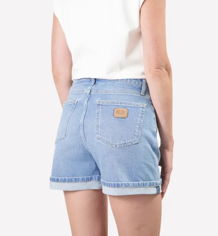 Jeans Corti Relaxed in Denim Vintage riciclato