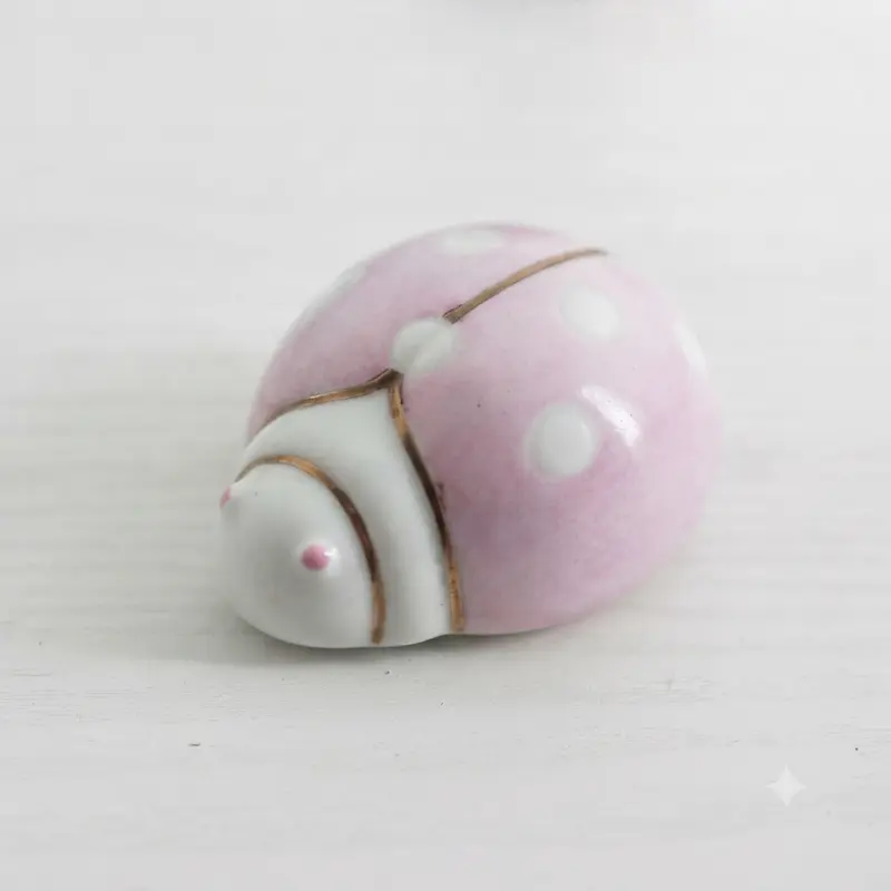 La Galleria Coccinella Porcellana di Limoges Rosa 6x7x3,5 cm