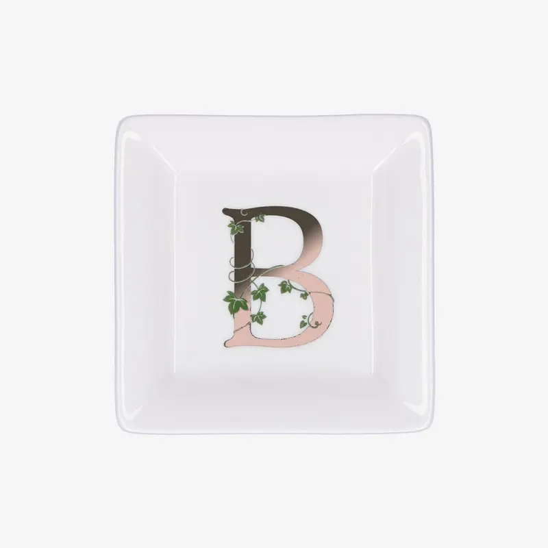 La porcellana bianca - piattino lettera b | rohome