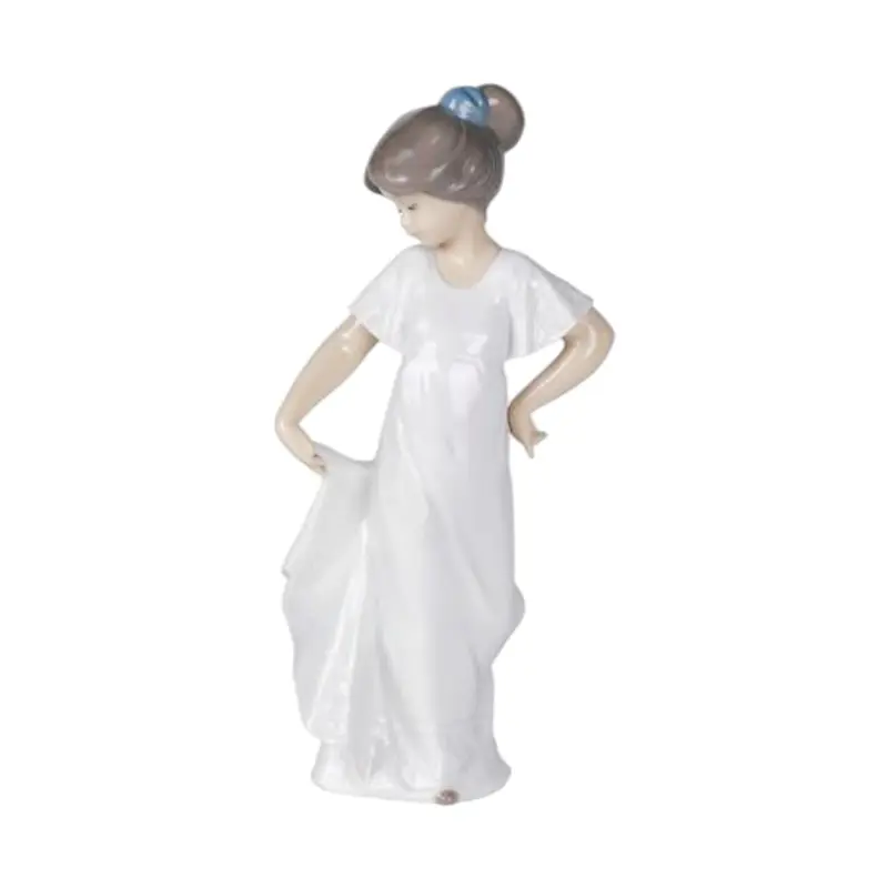 NAO by Lladrò Scultura Porcellana Che Carina! 22x11x7 cm