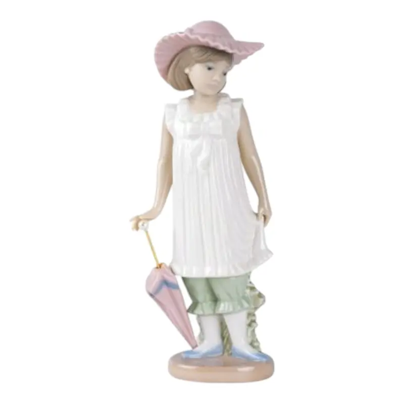 NAO Lladrò Scultura Porcellana Piogge di Aprile 18x9 cm
