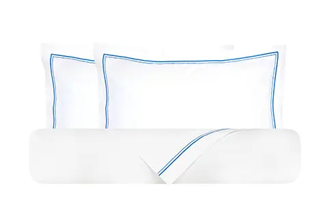 Parure Letto in Percalle di Puro Cotone Bianco con Elegante Ricamo Bluette