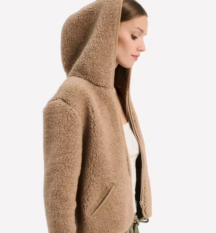 Pile cappuccio lana ultraleggero naturale per comfort e stile
