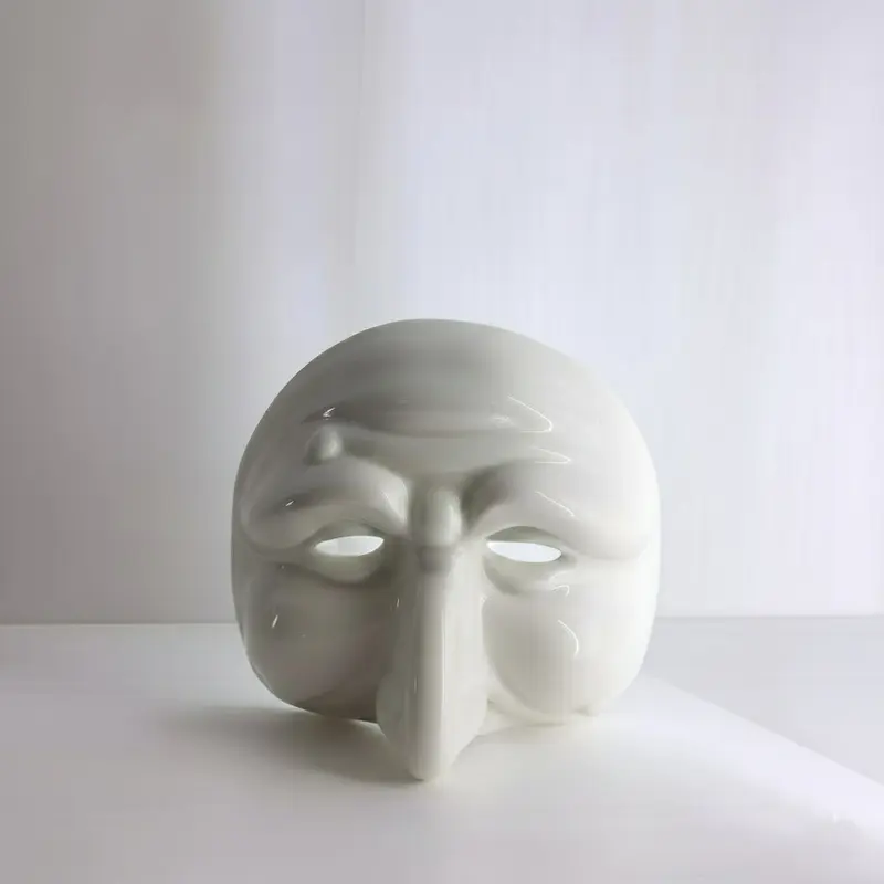 Sharon Maschera Pulcinella Porcellana Bianca 13x12 cm