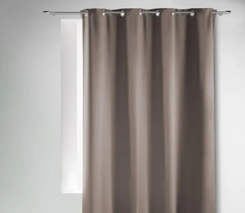 Tenda coprente con occhielli in metallo nocciola | Rohome