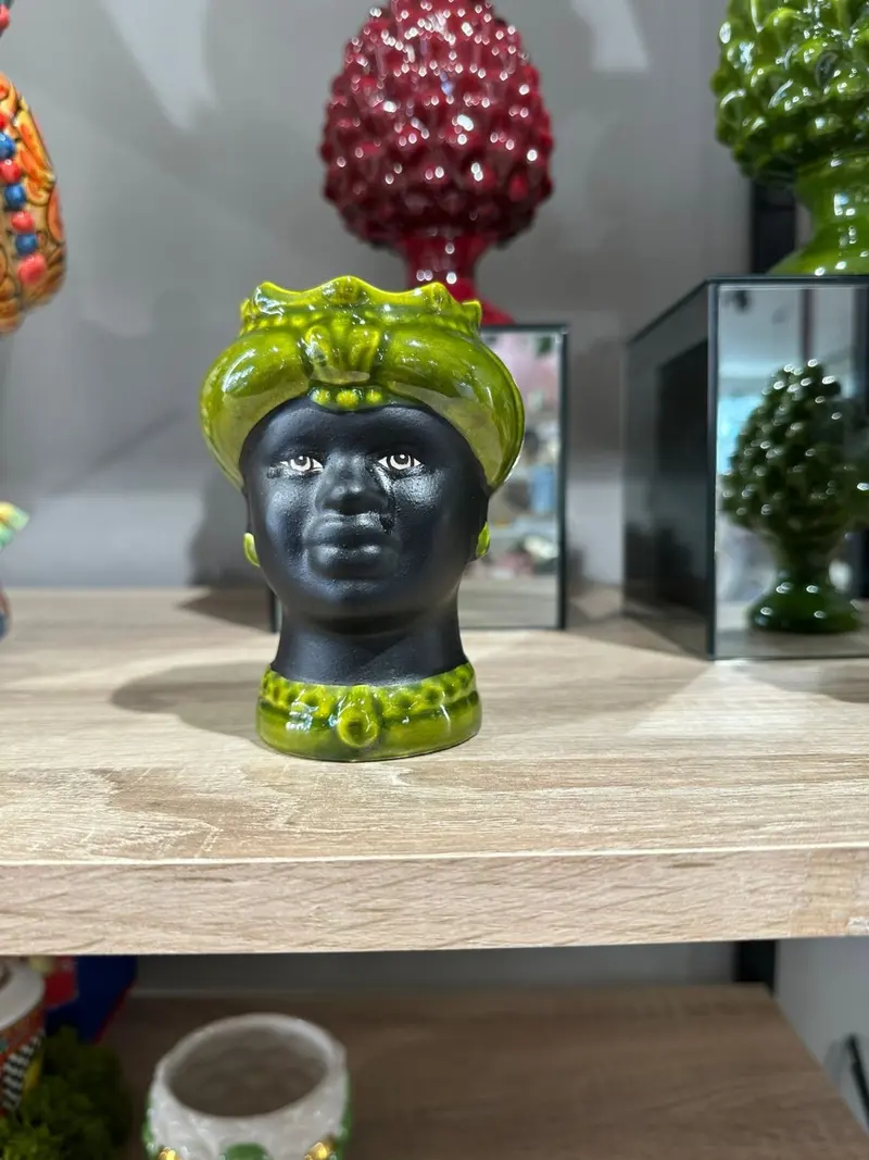 Verus - Testa di Moro Res verde foglia volto nero Lady | Rohome